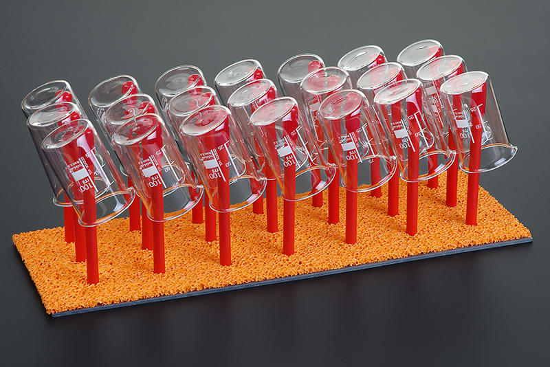 Trocknungsgestell für Bechergläser mit 21 Stäben