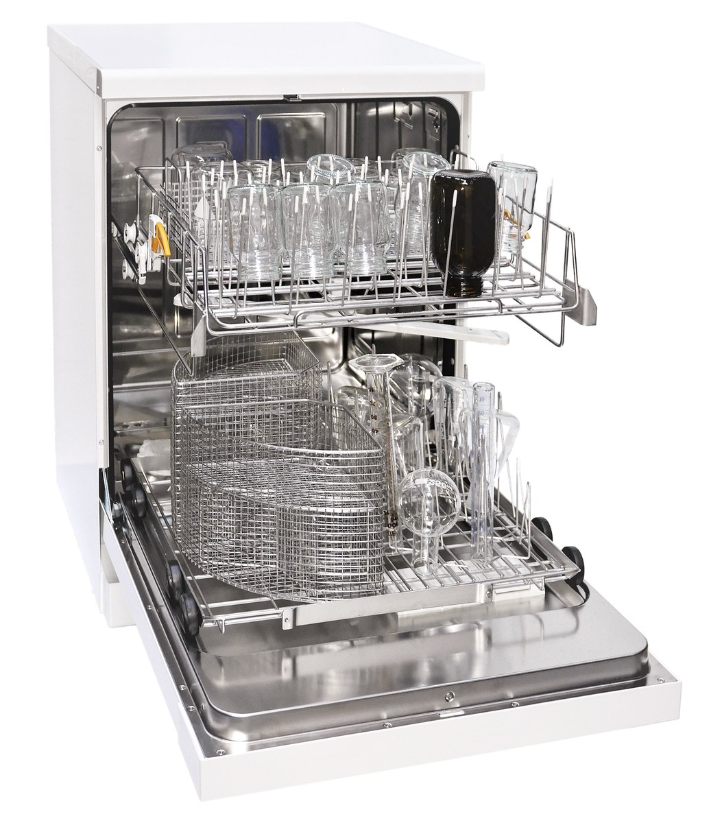 Reinigungsapparat für Spülaufgaben im Schullabor, COMFORT