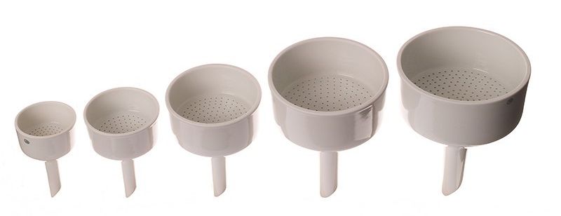 Büchnertrichter aus Porzellan