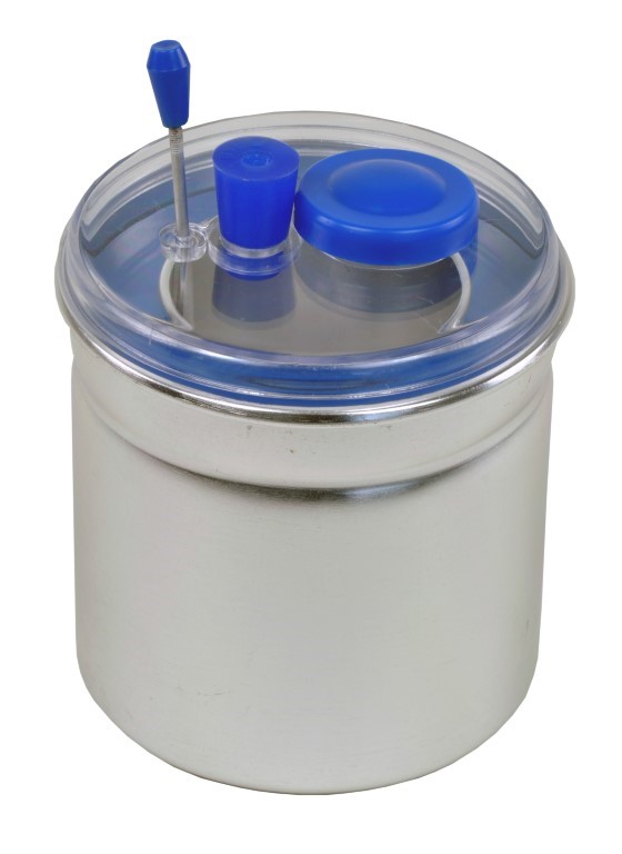 Isoliergefäß mit Deckel