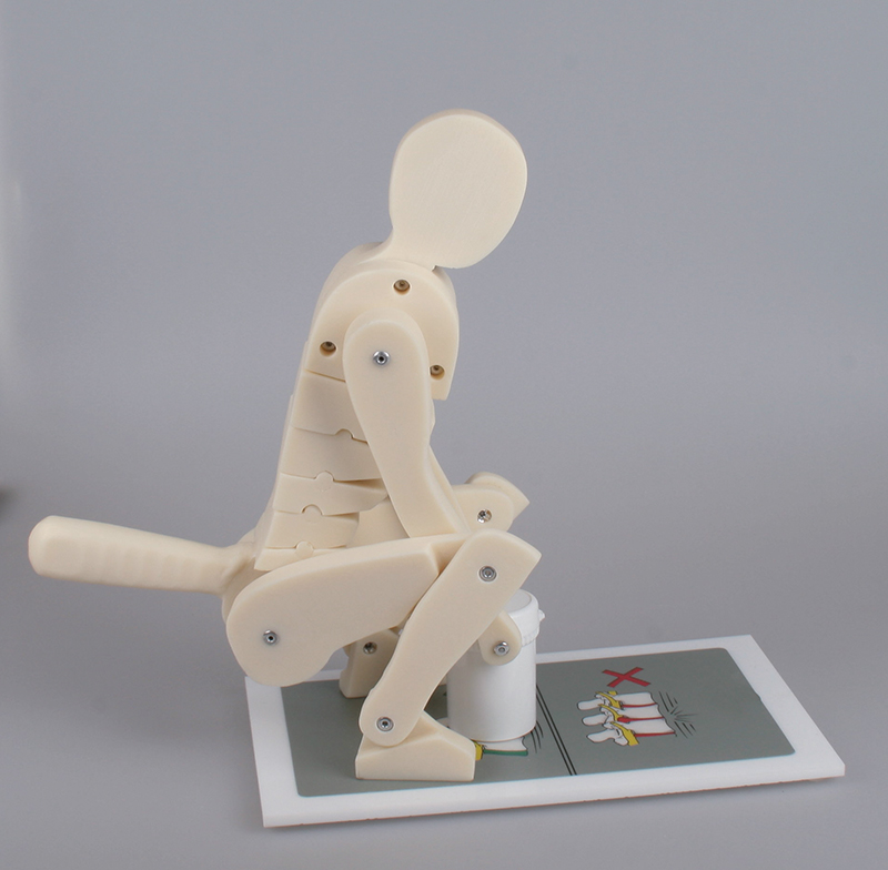 Demonstrationsfigur "richtiges Heben"